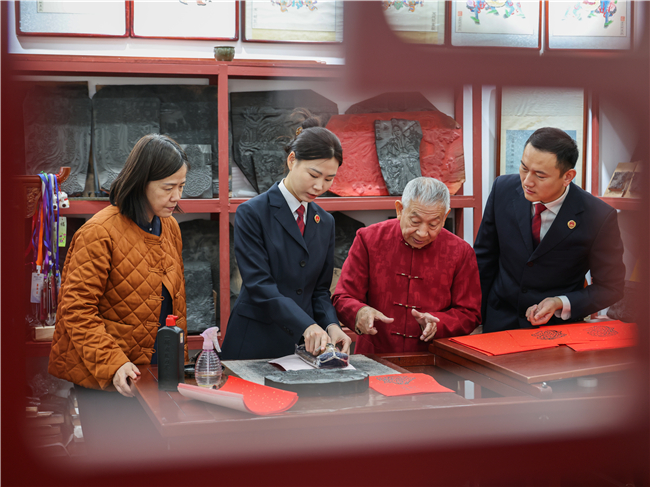 司法守护，让年画“连年有余”